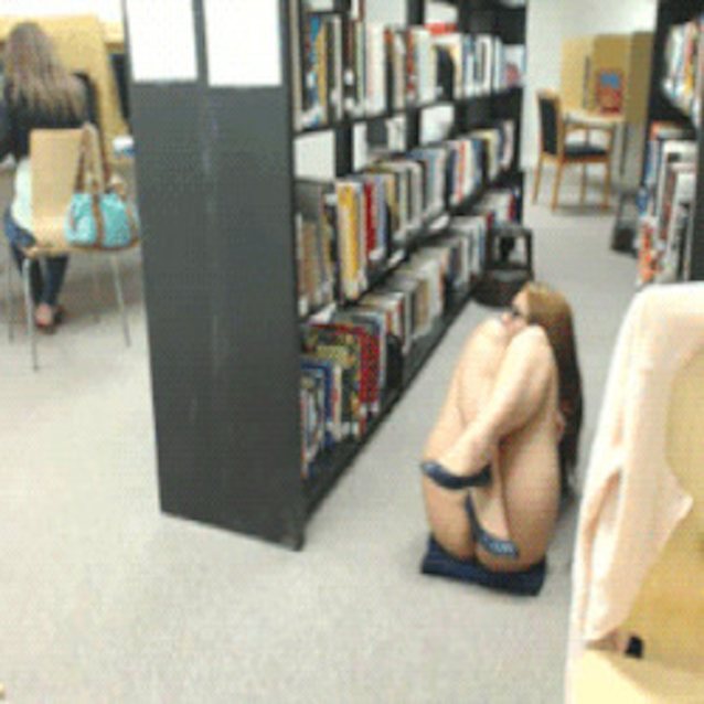 Порно Мастурбация В Библиотеке