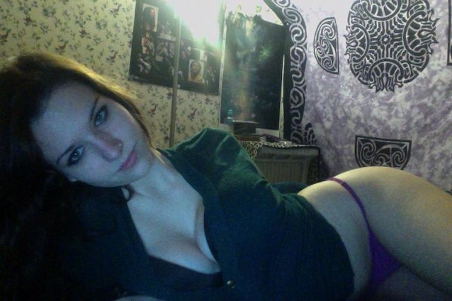brunette amateur