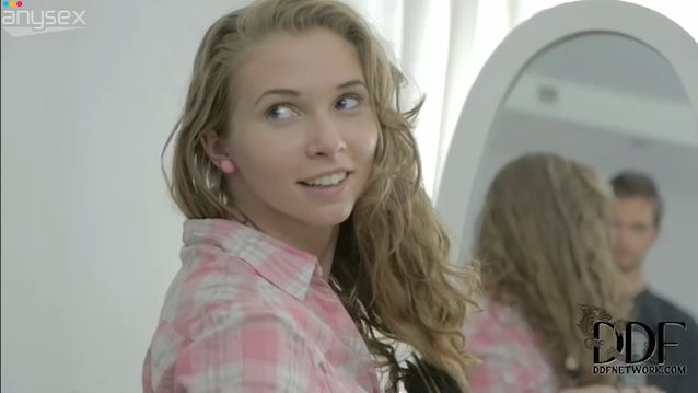 What's the name of this porn actress?