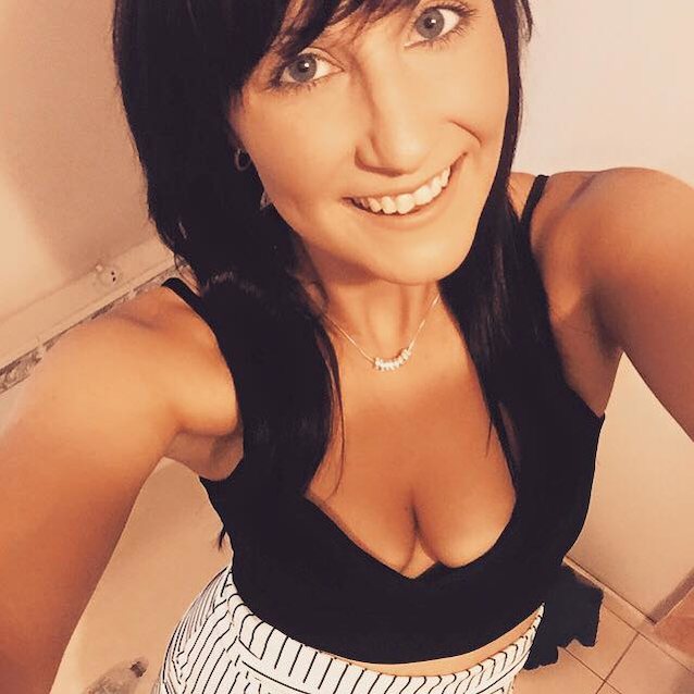 anyone know of a porn star that kind of looks like her