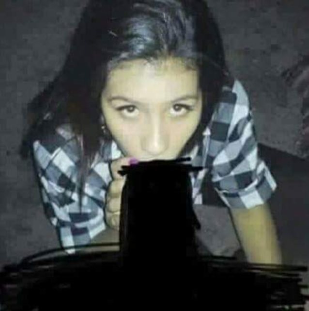 Name this girl in this picture please i'll love u