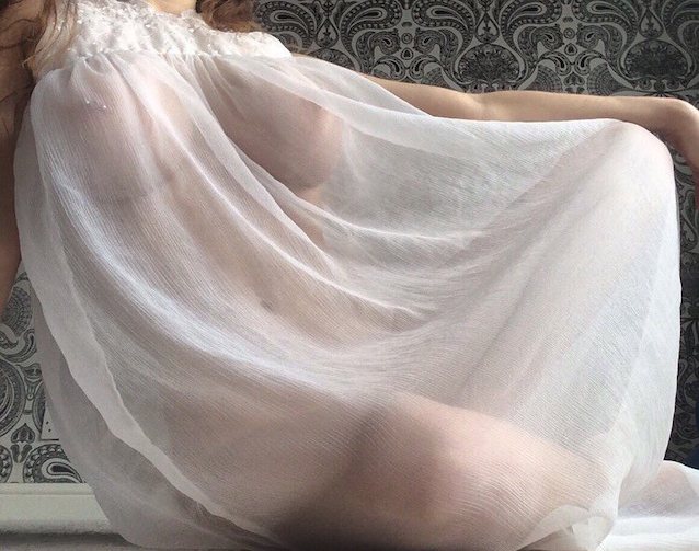 What's the name of this porn star?