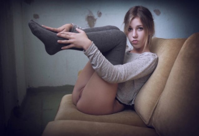 What's the name of this porn star?