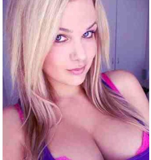 What's the name of this porn star?