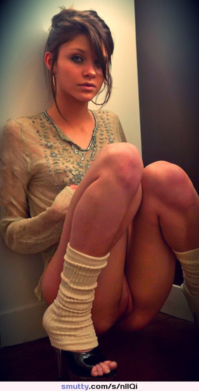 What's the name of this porn star?