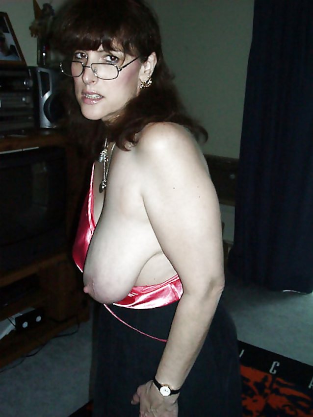 What's the name of this porn star?