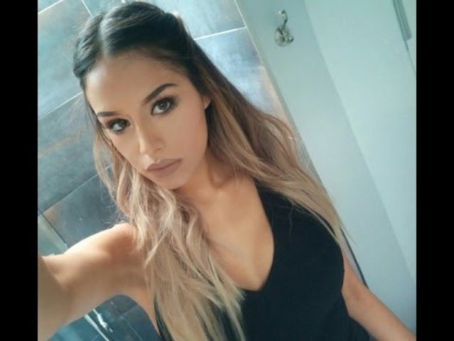 What's the name of this porn star?