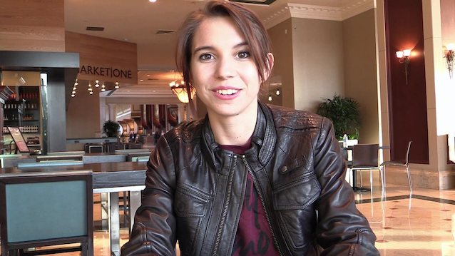 What's the name of this porn star?