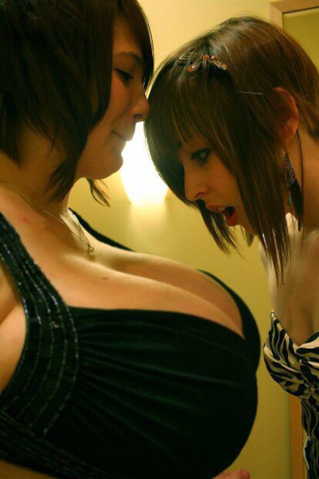 What's the name of this porn star?
