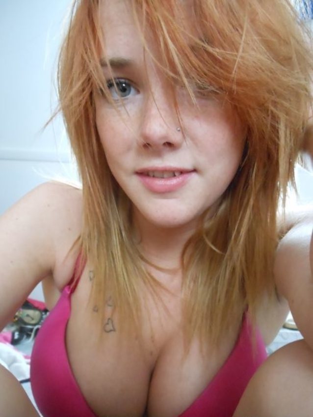 What's the name of this porn star?