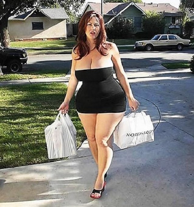 What's the name of this porn star?