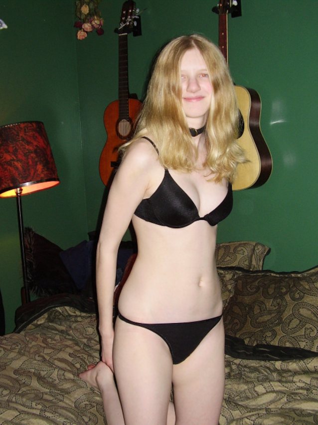 What's the name of this porn star?