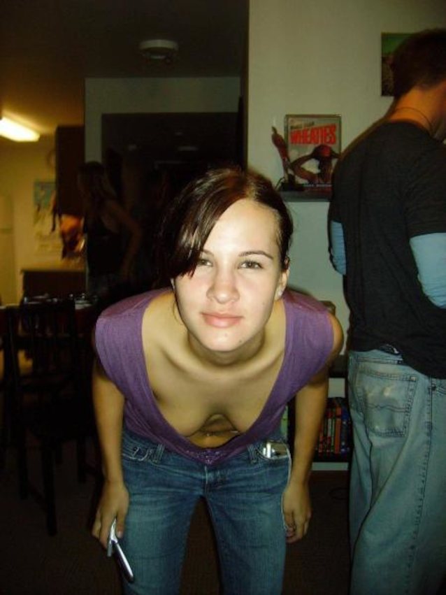 What's the name of this porn star?