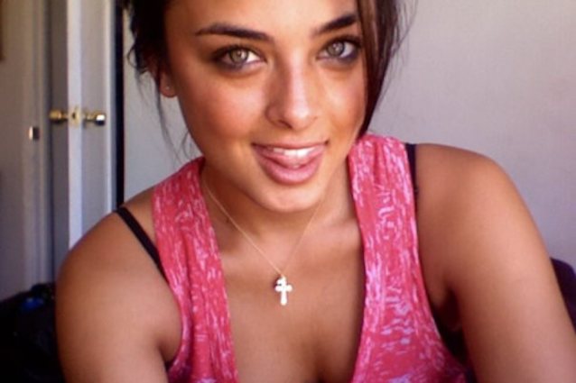 What's the name of this porn star?
