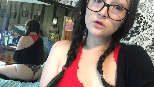 What's the name of this porn star?