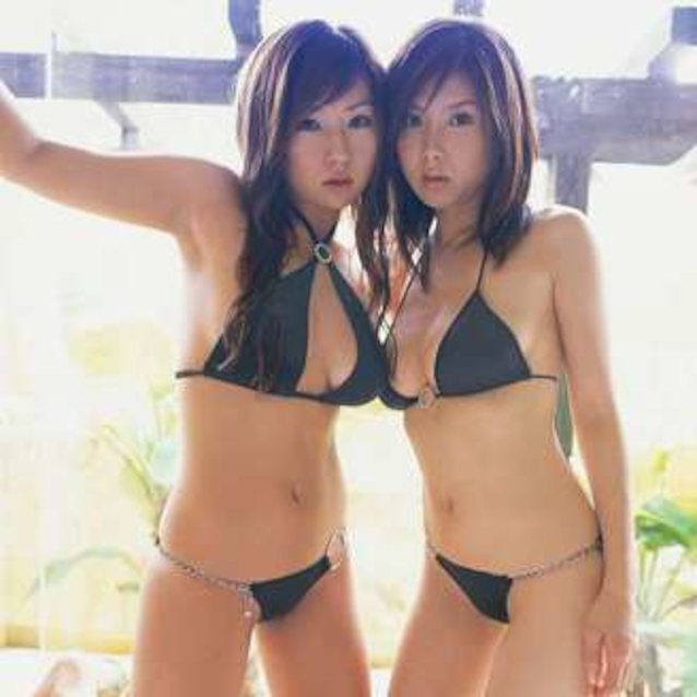 Is there a video of these girls?