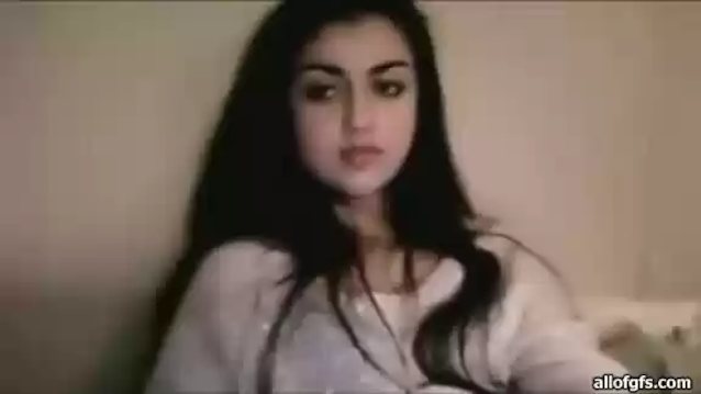 What's the name of this porn star?