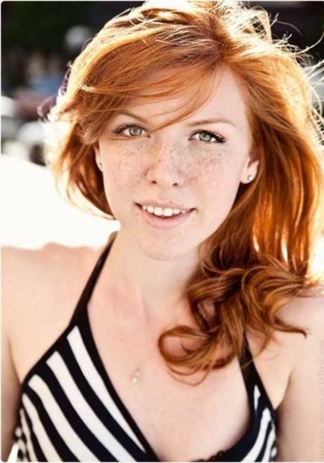 What's the name of this porn star?