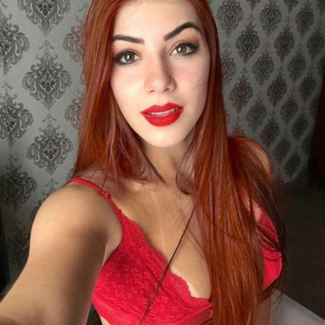 What's the name of this porn star?