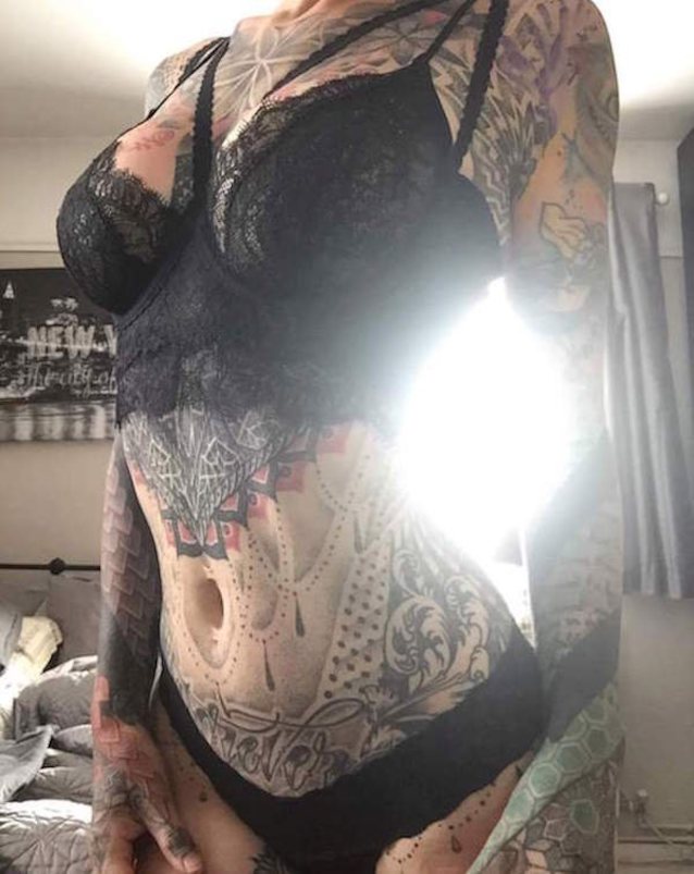 What's the name of this porn star?
