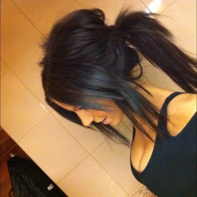 What's the name of this porn star?