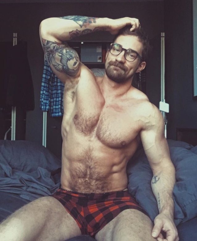 What's the name of this porn star?