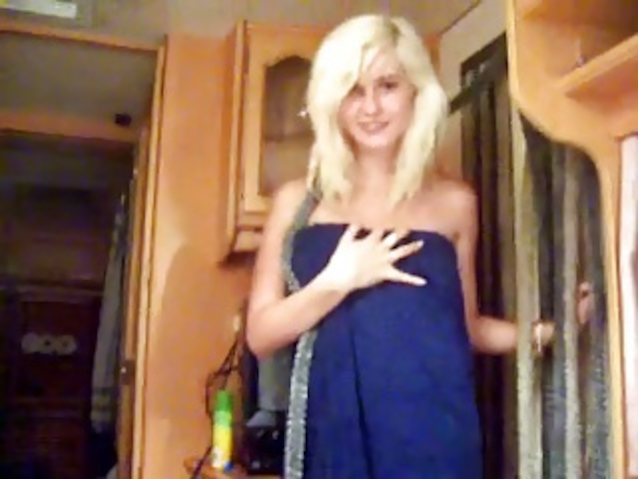What's the name of this porn star?