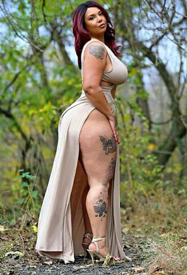 What's the name of this porn star?
