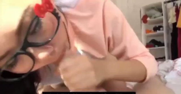 What's the name of this porn star?