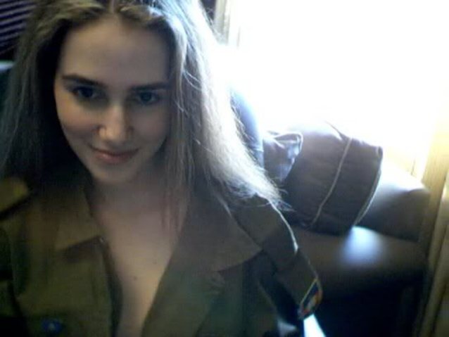 What's the name of this porn star?