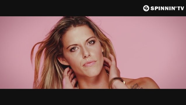 What's the name of this porn star?