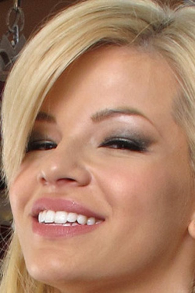 What's the name of this porn star?
