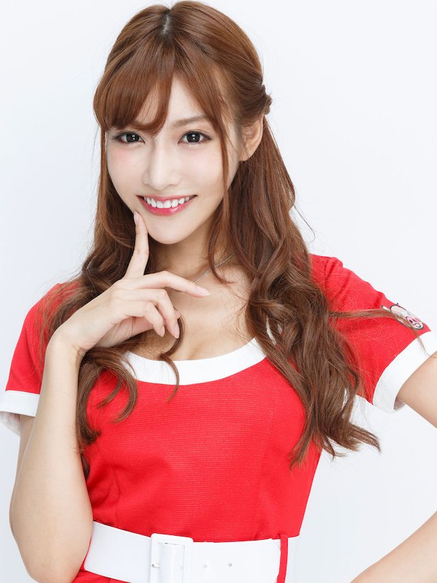 Her name is Kirara, here is a link for a video, anyone know where can I find full video?