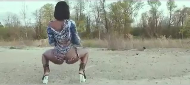 What's the name of this porn star?