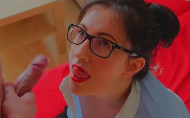 What's the name of this porn star?