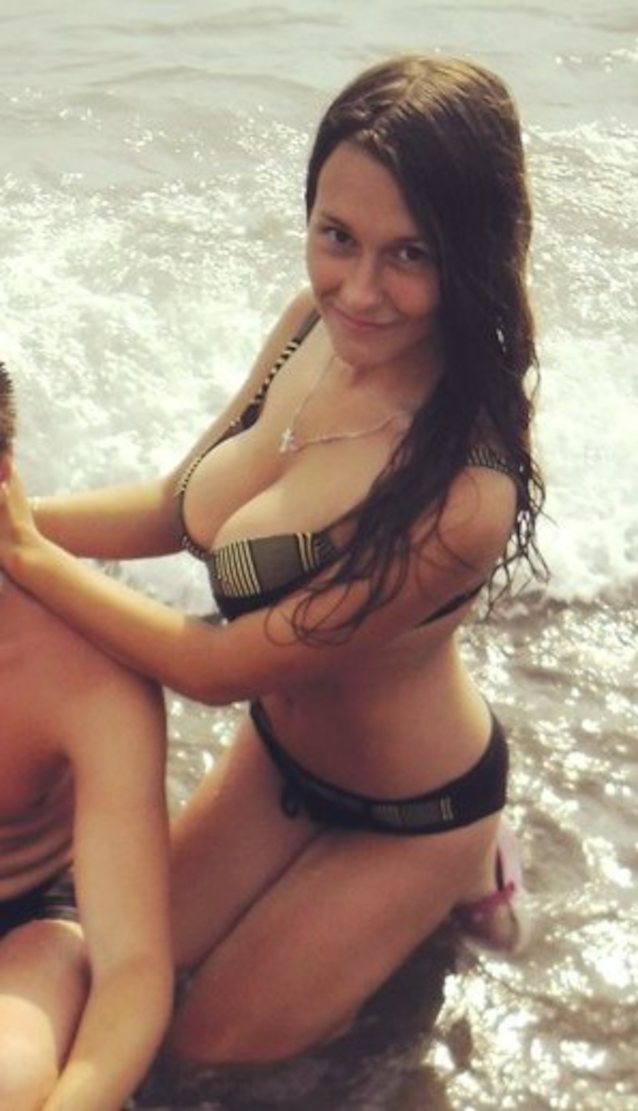 What's the name of this porn star?