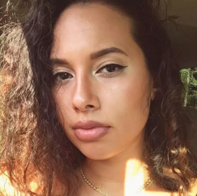 What's the name of this porn star?