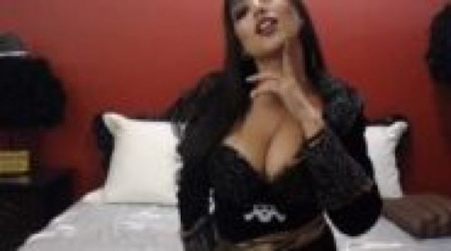 What's the name of this porn star?