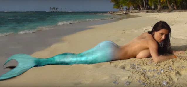 What's the name of this porn star?