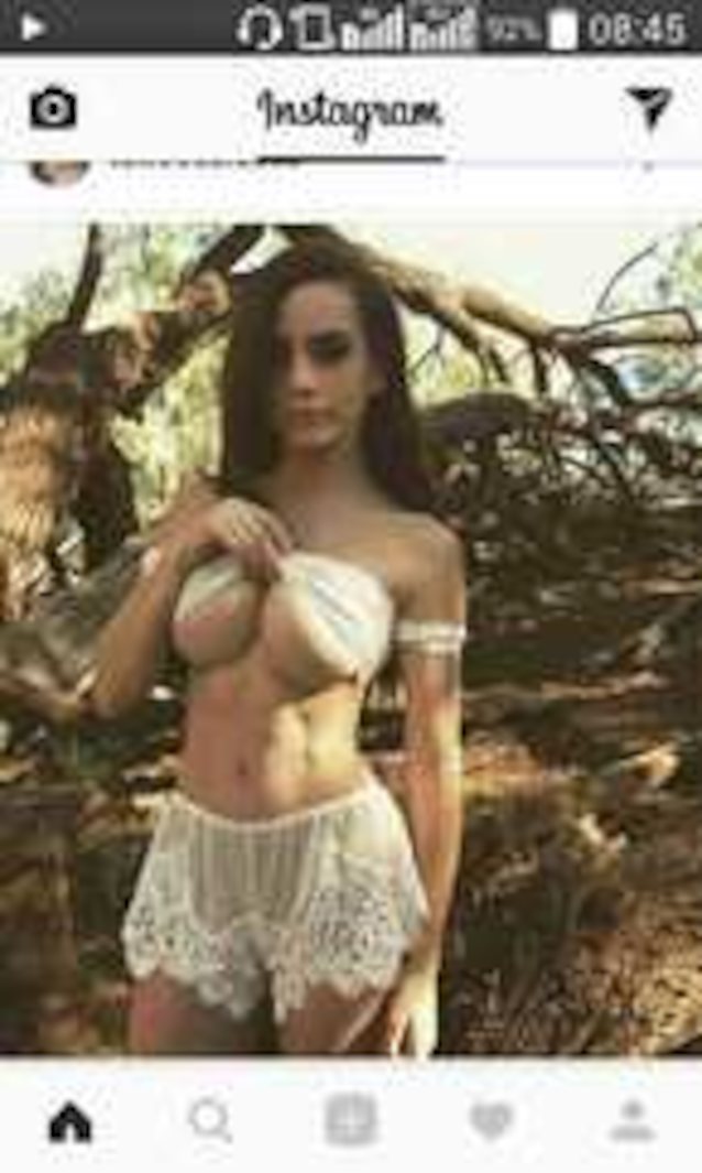 What's the name of this porn star?