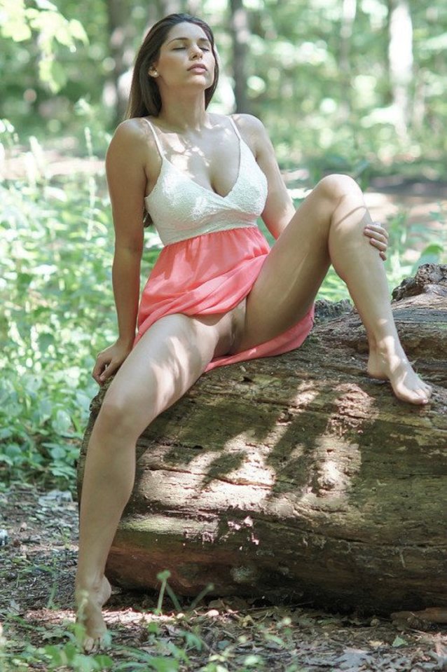 What's the name of this porn star?