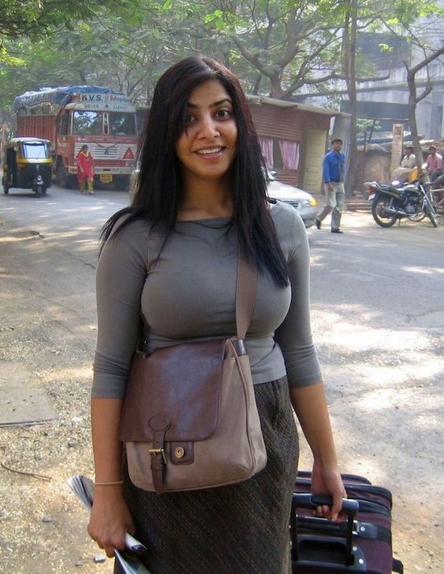 where to find more pics of her