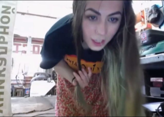 What's the name of this porn star?