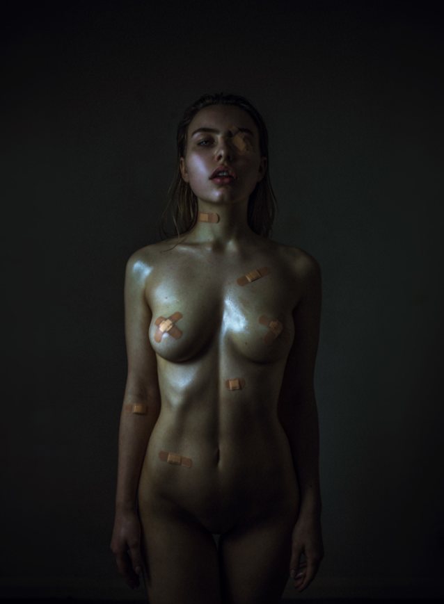 What's the name of this porn star?