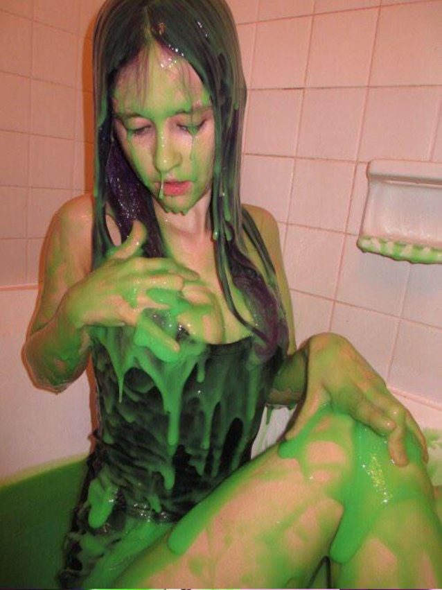 What's the name of this porn star?