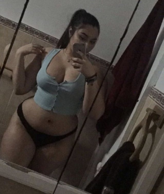 What's the name of this porn star?
