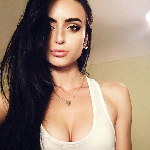 What's the name of this porn star?