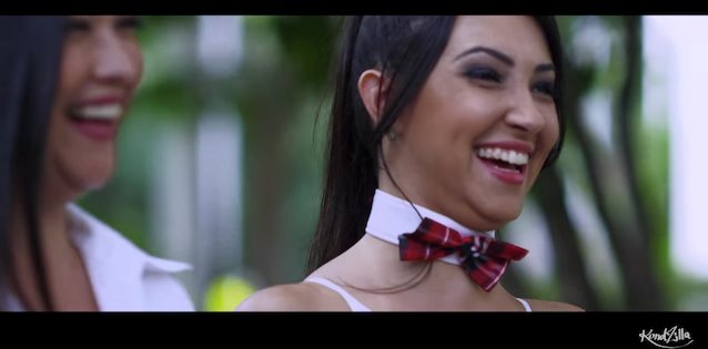 What's the name of this porn star?