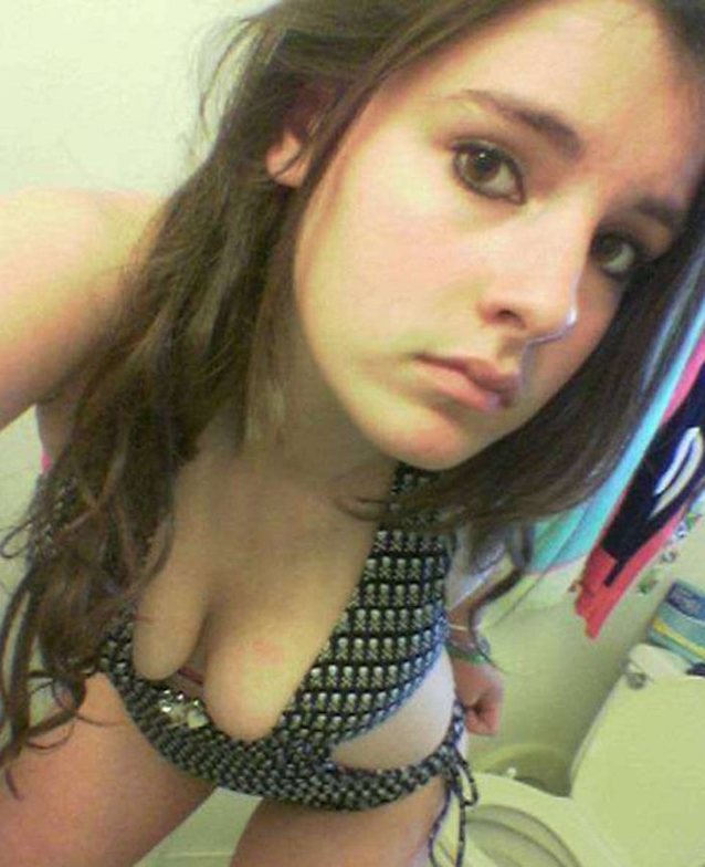 What's the name of this porn star?