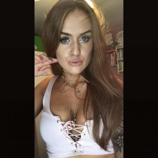 What's the name of this porn star?